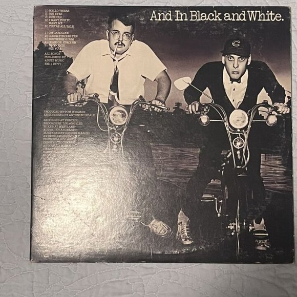 Cheap Trick vg+ original GF LP In Color and in Black and White - Picture 2 of 7